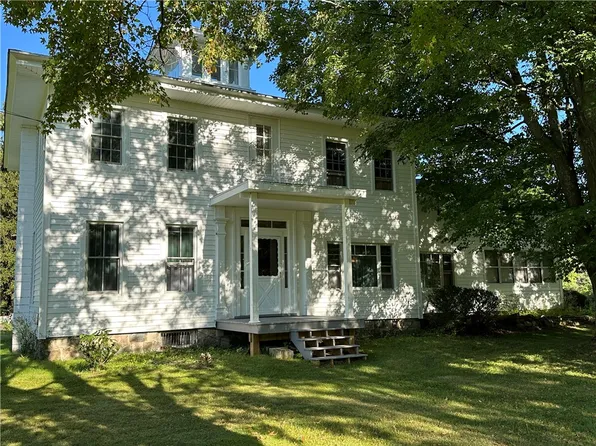 6469 State Route 64, Naples, NY 14512