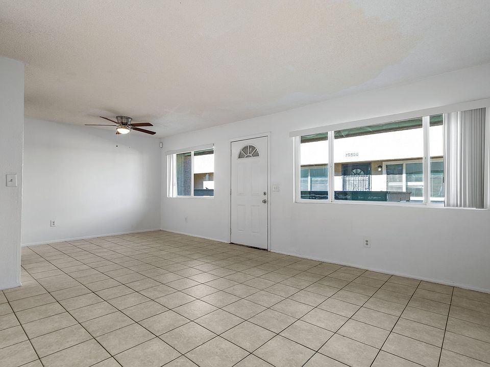 5-web-or-mls-2688 N 43rd Ave 29D--2_10012025