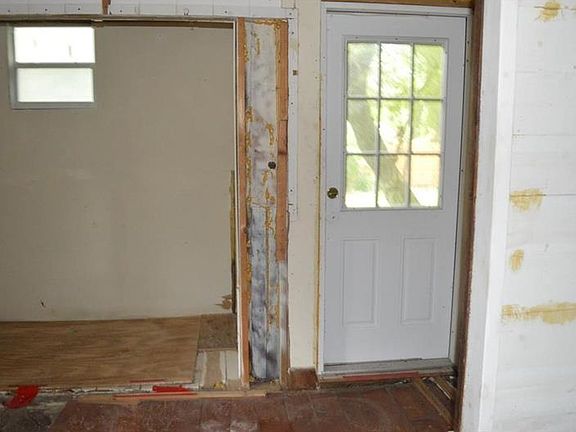 5th image of 8115 N 11th St