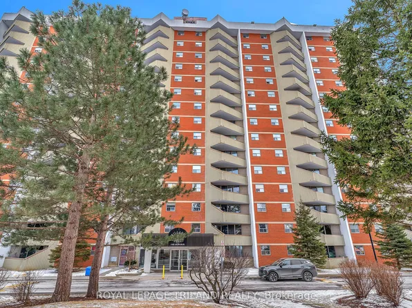 1105 Jalna Blvd, London, ON