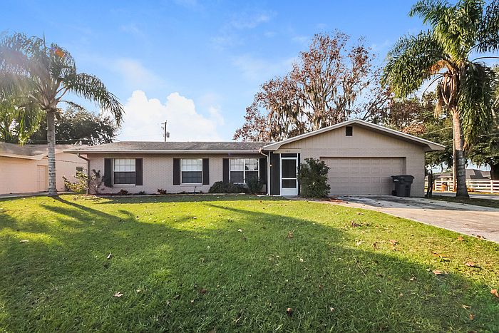1st image of 425 Cypress Cv