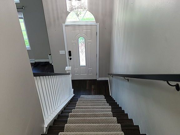 2nd image of 1144 W Canary Ln