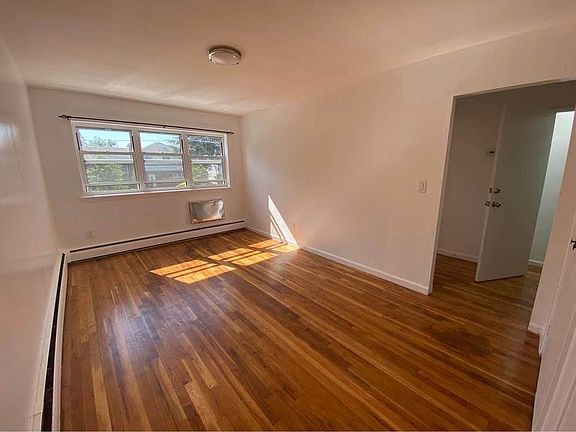 4th image of 1510 Stadium Ave Floor 2