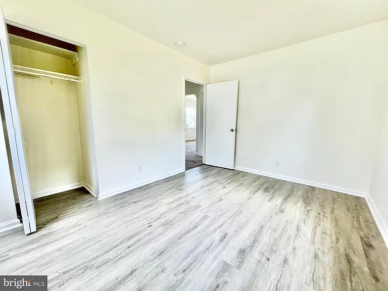 1416 S Governors Ave — Photo 18