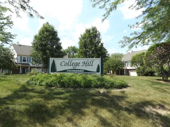 601 College Dr, Schaumburg, IL 60173