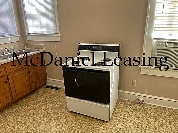 435 E Buford St #1 — Photo 8