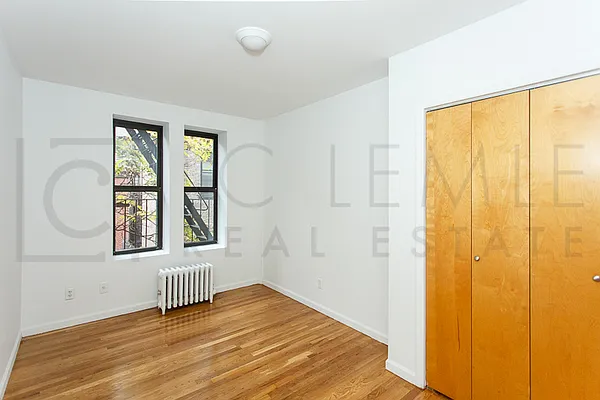 Rented by LC Lemle Real Estate Group | media 16