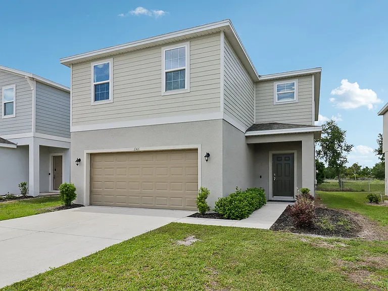 Simmons Trace — Photo 53