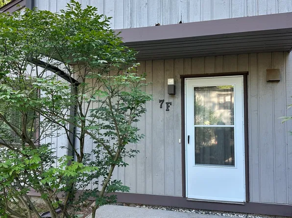 7 Staunton Court #F, Farmington, CT 06032