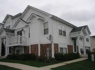 559 Triumph, Libertyville, IL 60073