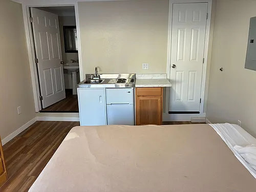 Floor plan 11