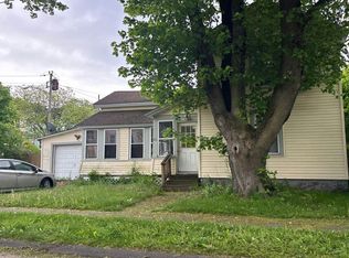 186 Burbank St, Pittsfield, MA 01201