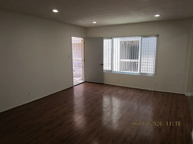 346 W Lomita Ave — Photo 1