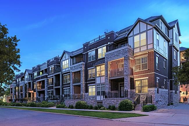 1st image of 2628 Arbor Dr #107