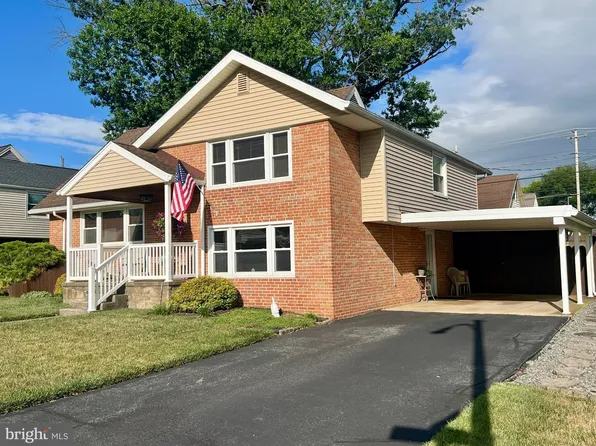 2401 Bressler Dr, West Lawn, PA 19609