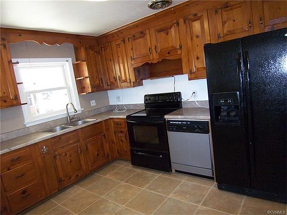 5th image of 3125 Blithewood Dr