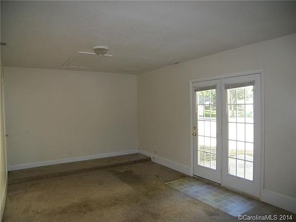 5th image of 743 Cricketwood Ln