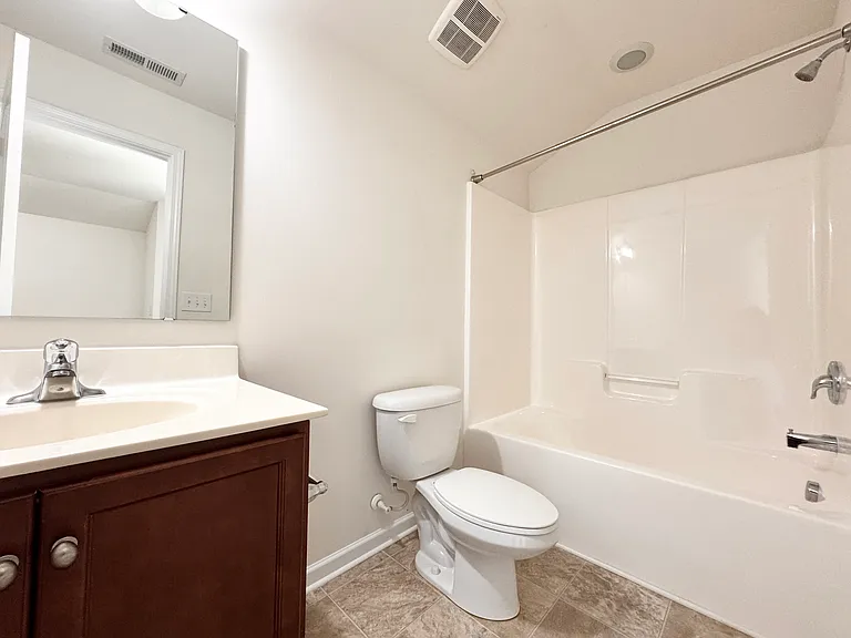 3485 Alister Ave SW — Photo 22