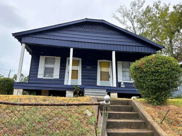 2042 Laurel St, Shreveport, LA 71103