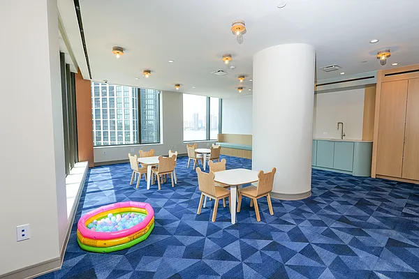 Rented by Arwell Realty | media 15