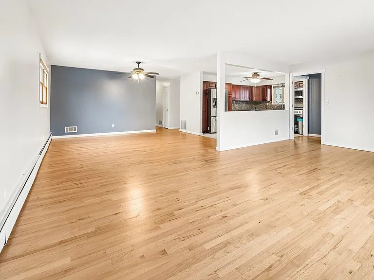 19 Acorn Rd #1 — Photo 3