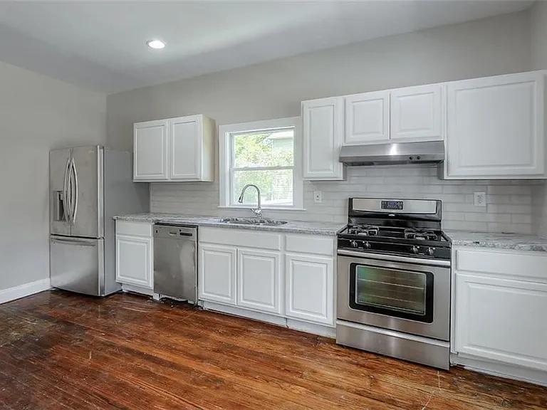 679 Jones Ave NW — Photo 7