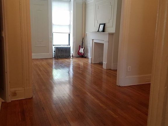 4th image of 529 11th St Floor 2