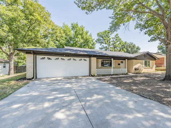 1132 Terrace Trl, Hurst, TX 76053