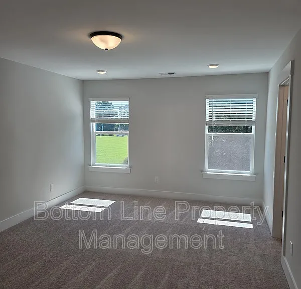 111 Viburnum Rd — Photo 20