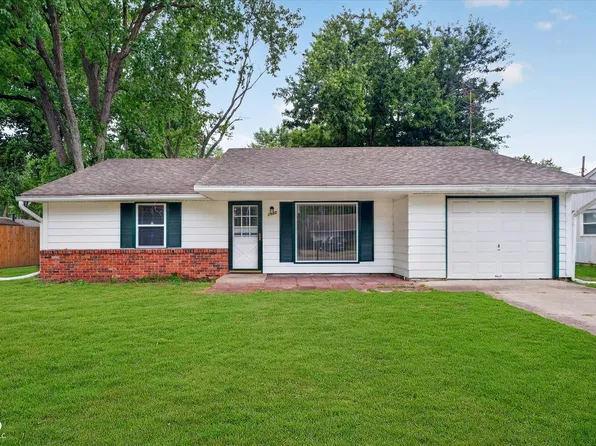 1112 Walton Dr, Plainfield, IN 46168