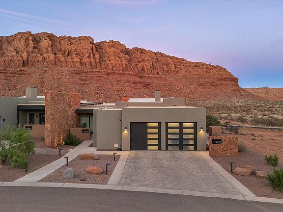 2nd image of 705 N Sanctuary Pl