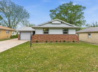 1714 S Mission Rd, Wichita, KS 67207