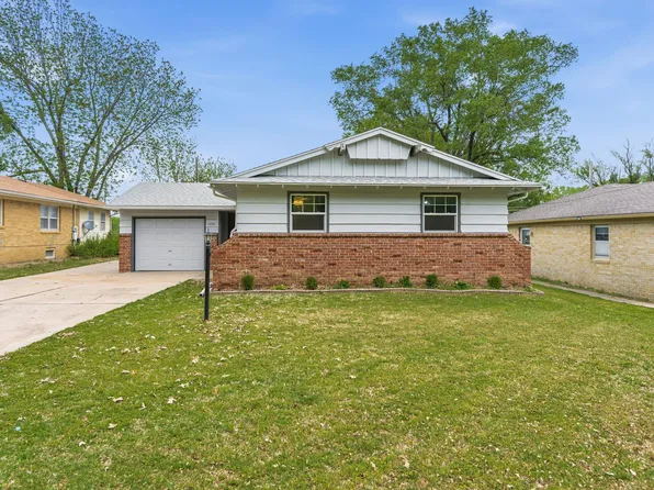 1714 S Mission Rd, Wichita, KS 67207