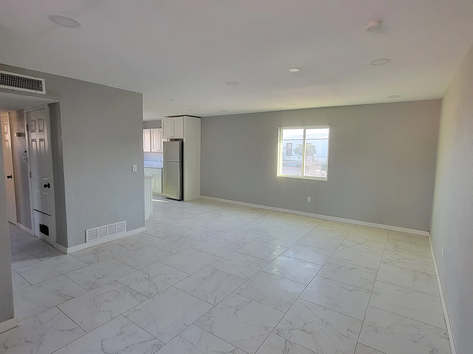 2 bed, 850 sqft, $1,150 — Photo 4