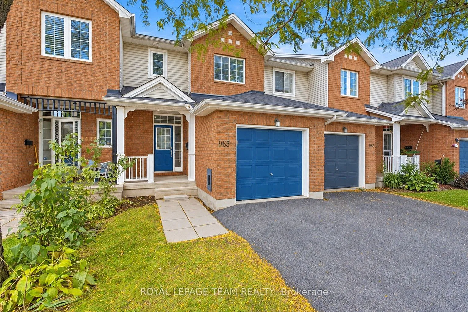 3 bed, $2,700 — Photo 1