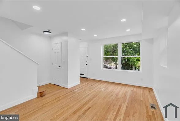 518 Oglethorpe St NE #1 — Photo 11
