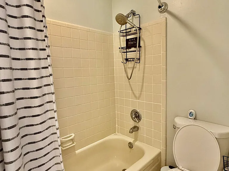 133 Bermuda Ct — Photo 8