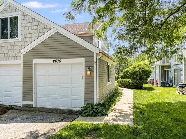 2675 Stanton Ct S, Aurora, IL 60502