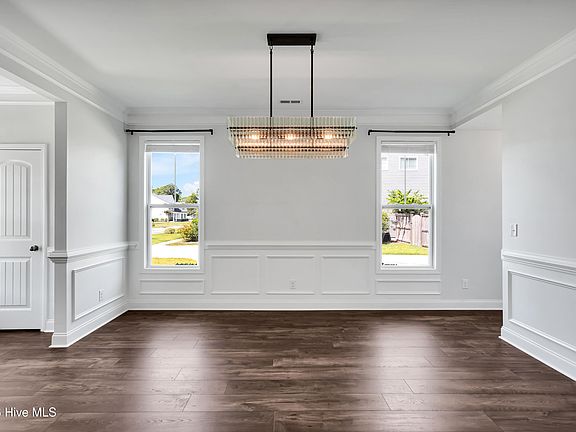 4th image of 1504 Gatlin Way