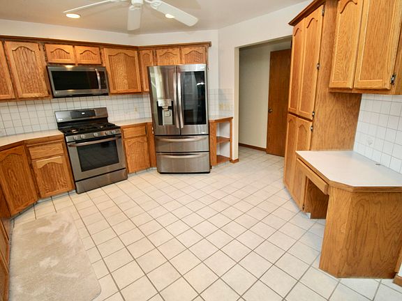 4th image of 3346 40th St SW