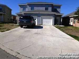 3 bed, 2.5 bath, 1321 sqft, $1,350 — Photo 4