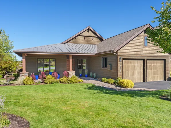 61365 Triple Knot Rd, Bend, OR 97702