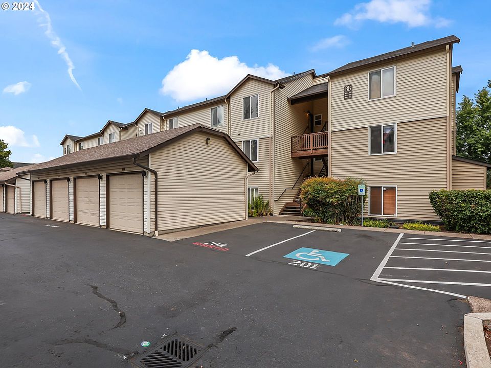 1st image of 5264 NE 121st Ave APT Bb308