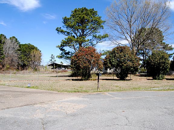 2nd image of 158 Bellview Dr