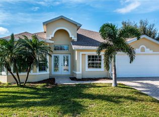 118 SW 36th Pl, Cape Coral, FL 33991