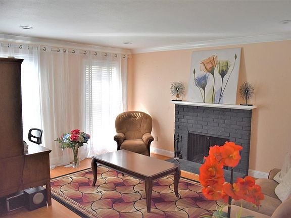 3rd image of 5509 Verde Oak Ct