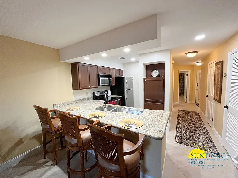207 Southlake Ct — Photo 4