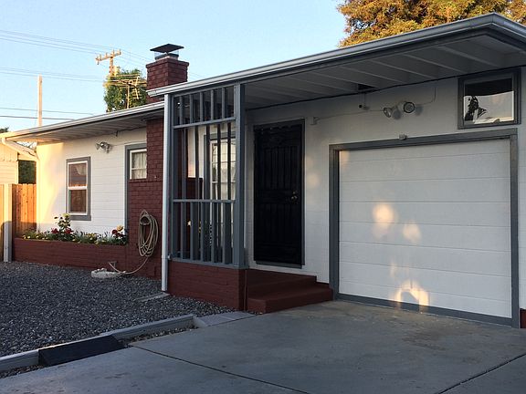 2nd image of 1008 Laurel Ave