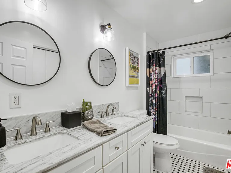 4110 Vanetta Pl — Photo 34