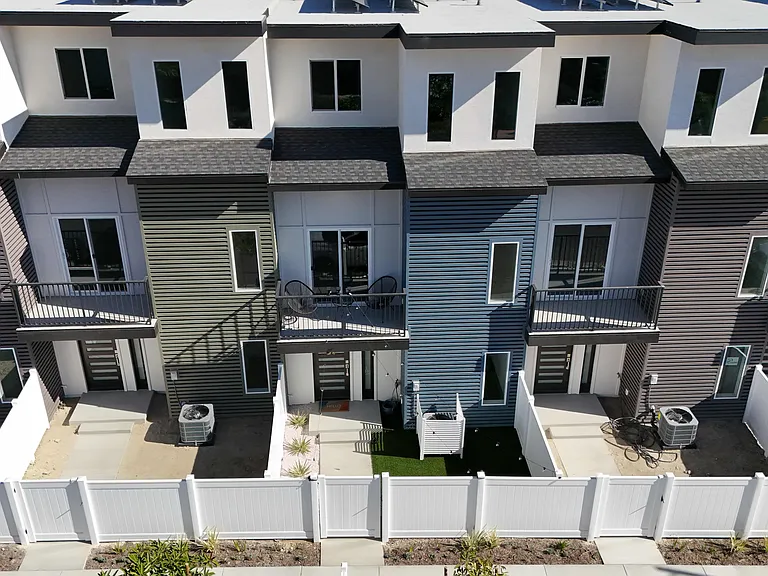 2067 S El Camino Real — Photo 28
